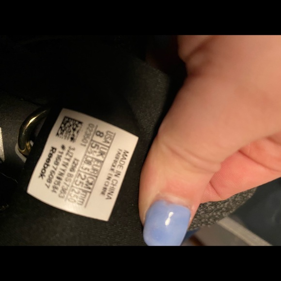 Reebok - Picture 6 of 8